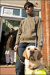 perro-guia-musulman.jpg