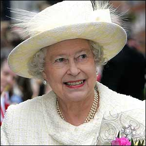 La Reina Isabel II presenta su nueva página web